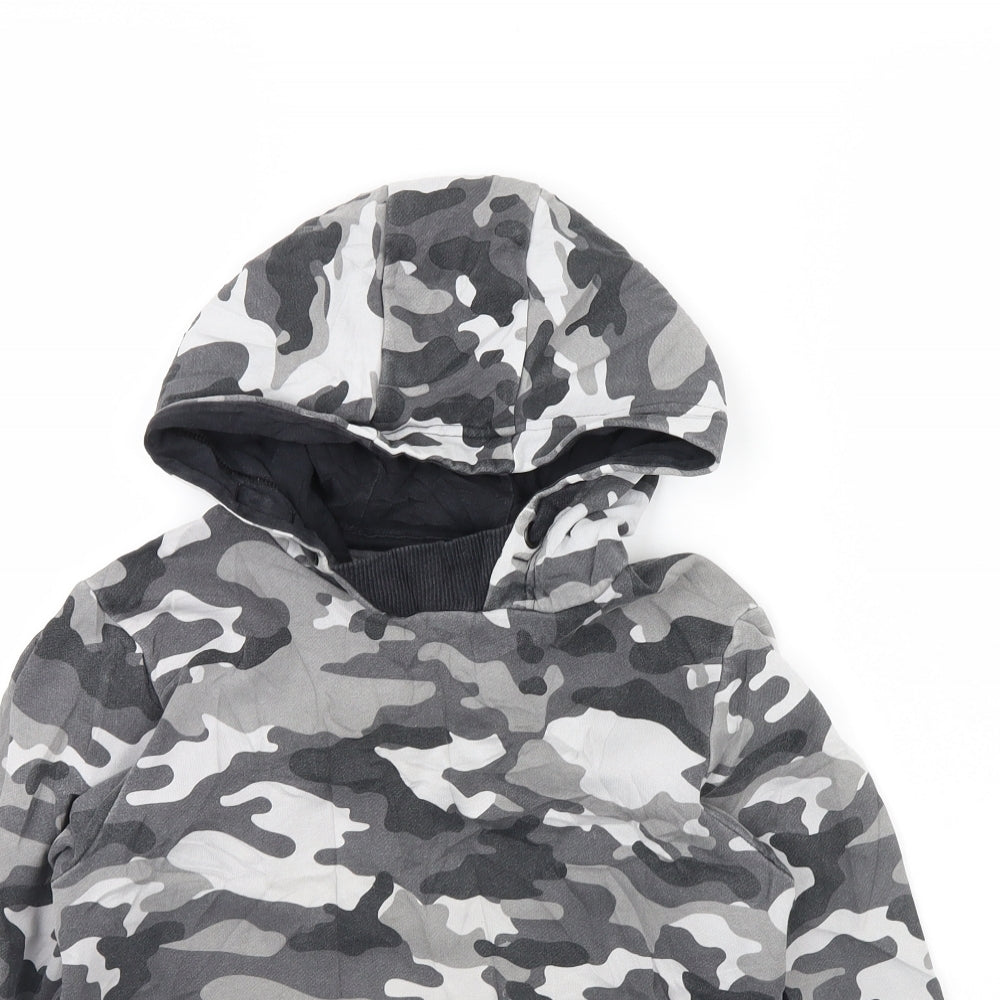 Preworn Boys Grey Camouflage  Pullover Hoodie Size 9 Years