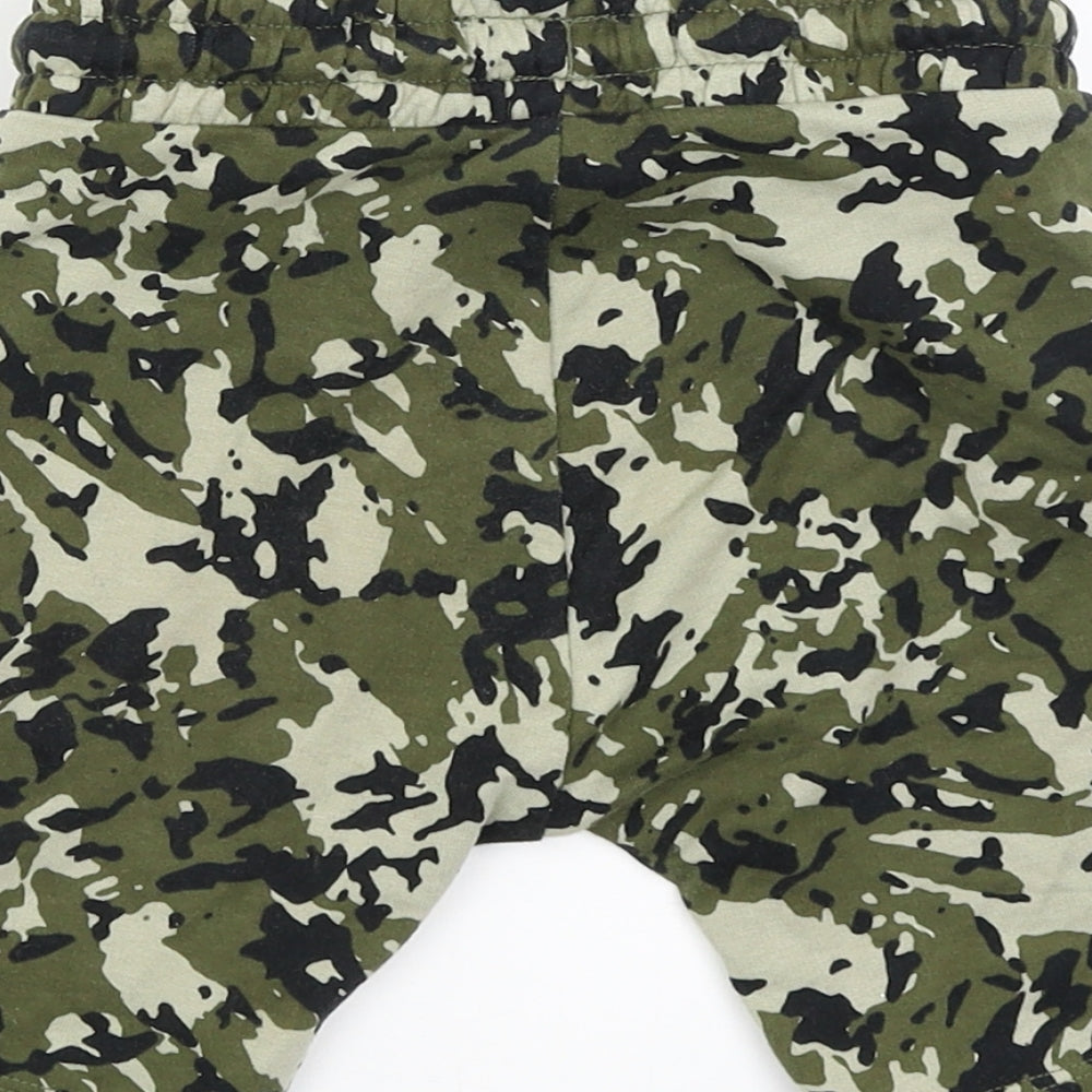 NEXT Boys Green Camouflage  Sweat Shorts Size 3-4 Years