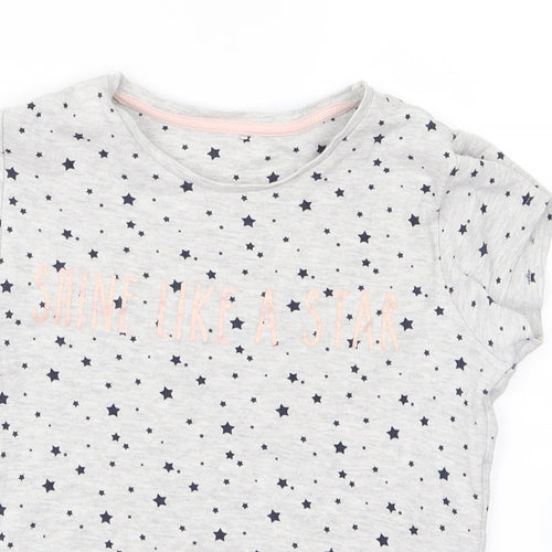 Preworn Girls Grey   Basic T-Shirt Size 10-11 Years  - star
