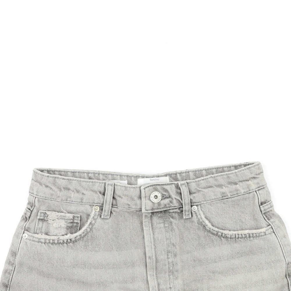 Bershka Womens Grey  Denim Hot Pants Shorts Size 8