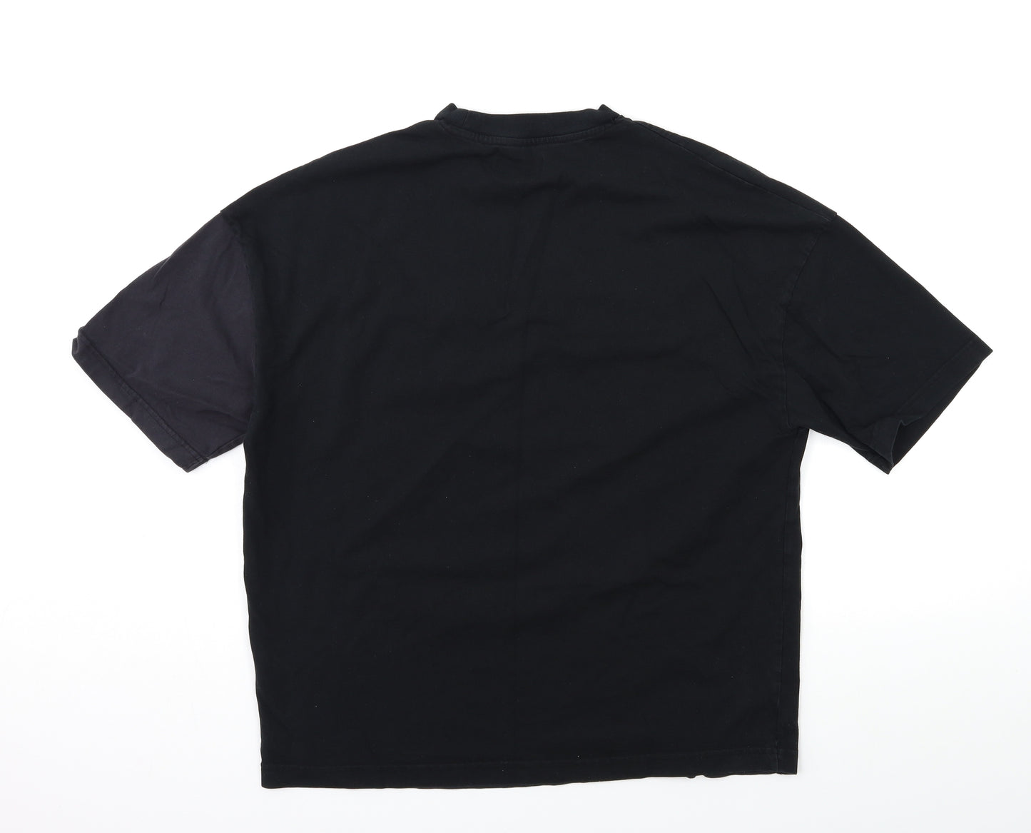 Bershka Mens Black    T-Shirt Size XS
