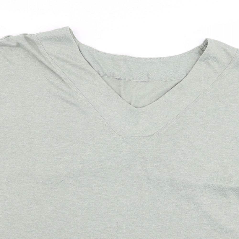Nutmeg Womens Green   Basic T-Shirt Size 16
