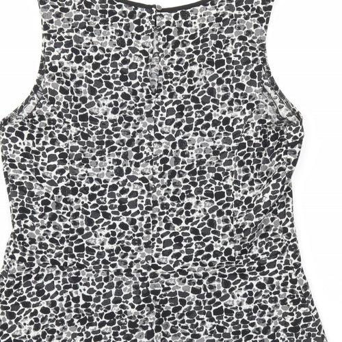 Oasis Womens Black Animal Print  Basic T-Shirt Size M