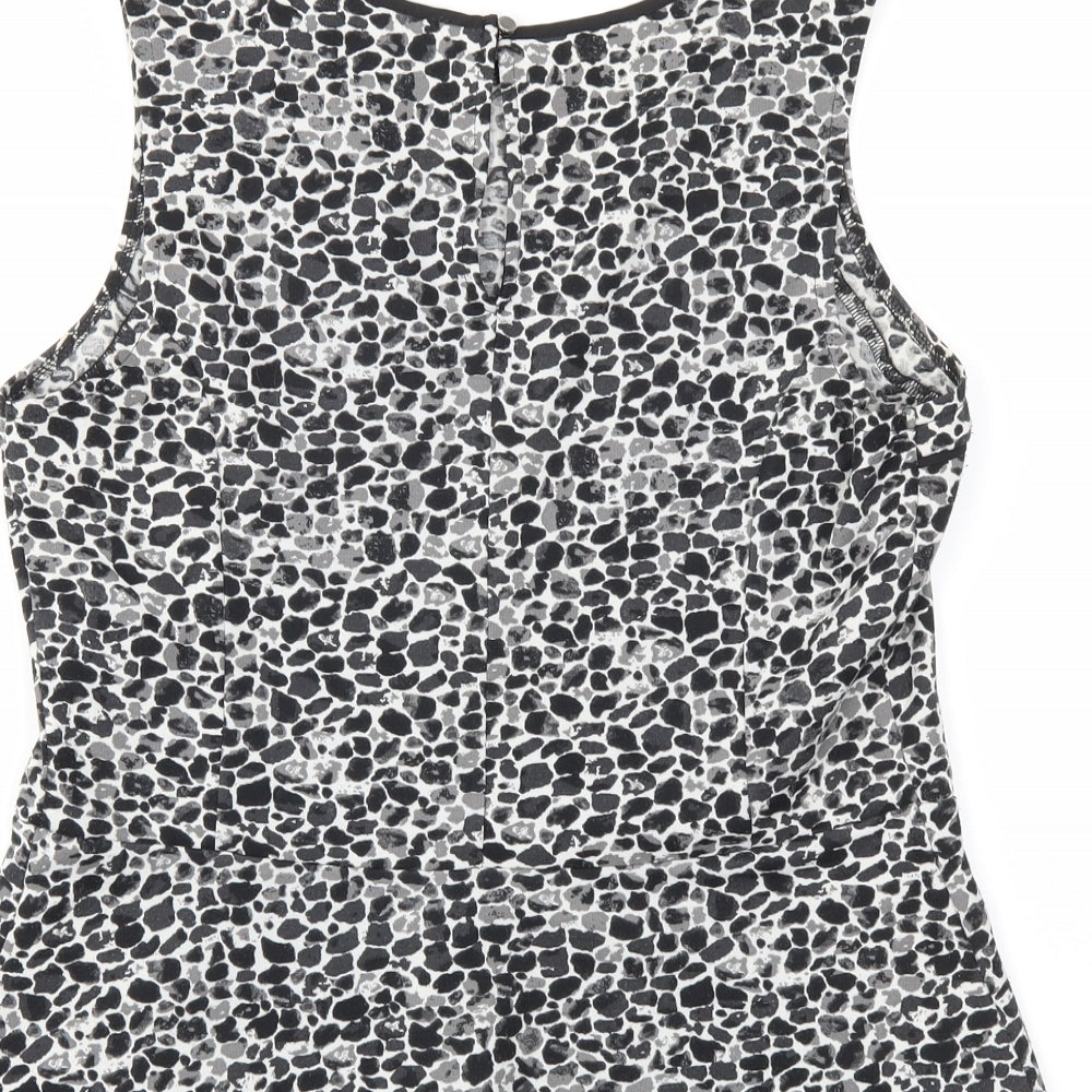 Oasis Womens Black Animal Print  Basic T-Shirt Size M