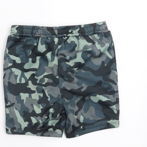 River Island Boys Green Camouflage  Cropped Trousers Size 18-24 Months  - shorts