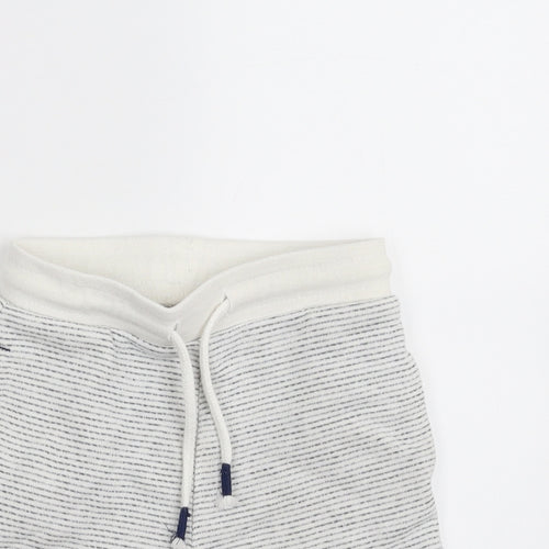Matalan Boys White Striped  Cropped Trousers Size 18-24 Months  - shorts