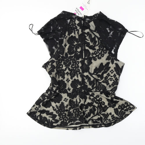 Striking  Womens Black Floral  Basic T-Shirt Size L