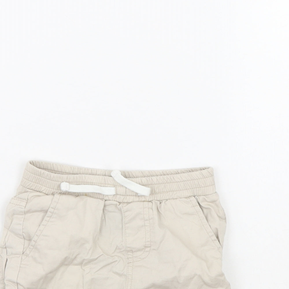 Preworn Boys Beige   Chino Shorts Size 2 Years