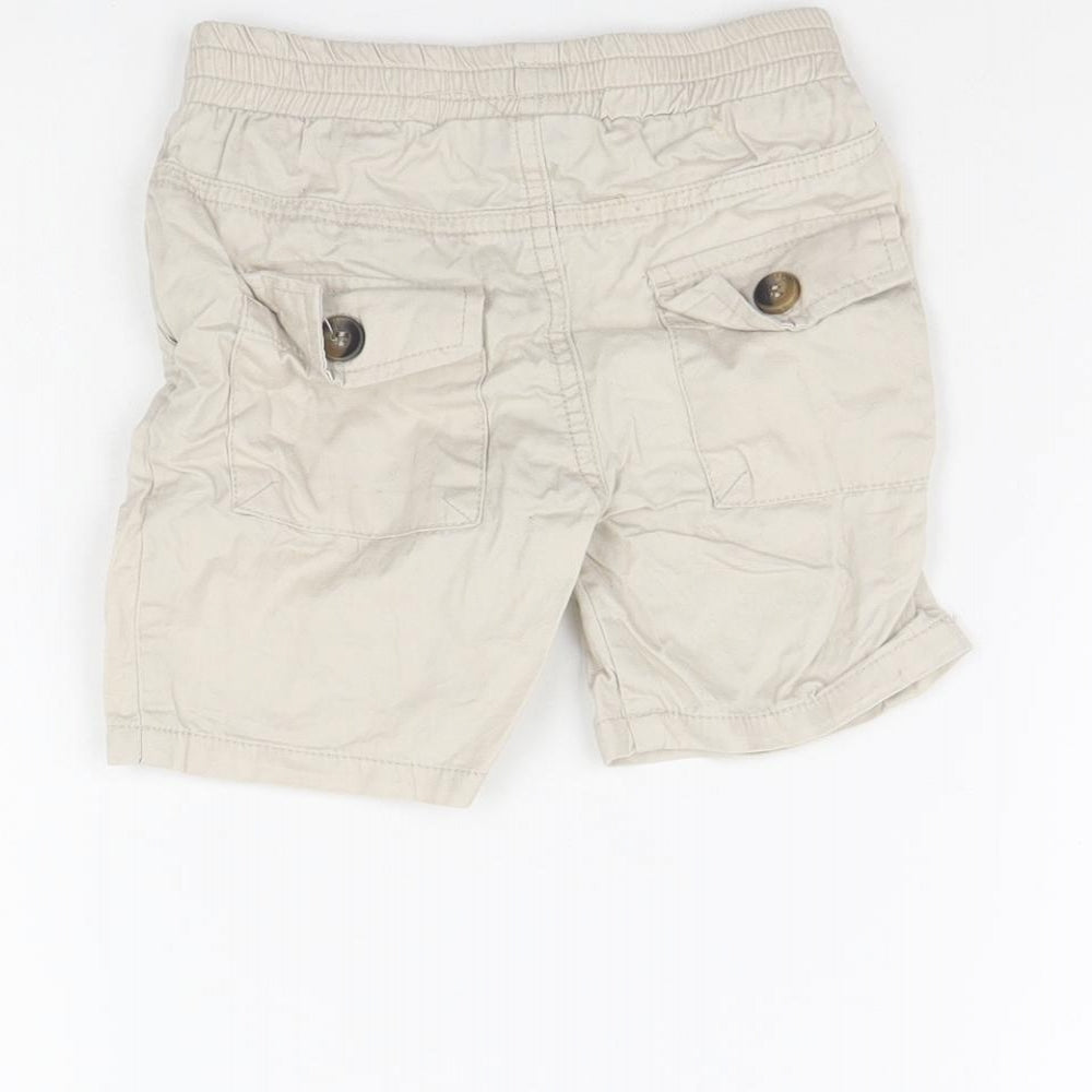 Preworn Boys Beige   Chino Shorts Size 2 Years