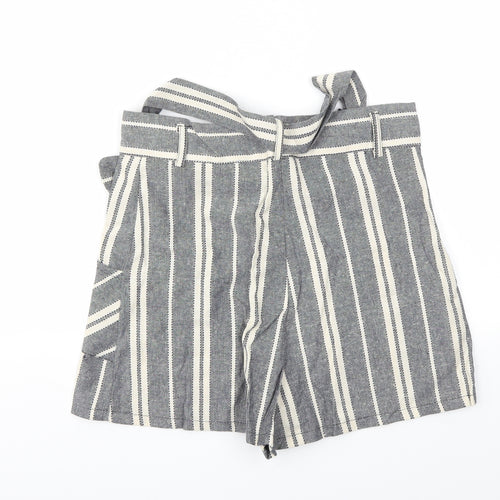 Boohoo Womens Grey Striped  Cut-Off Shorts Size 14