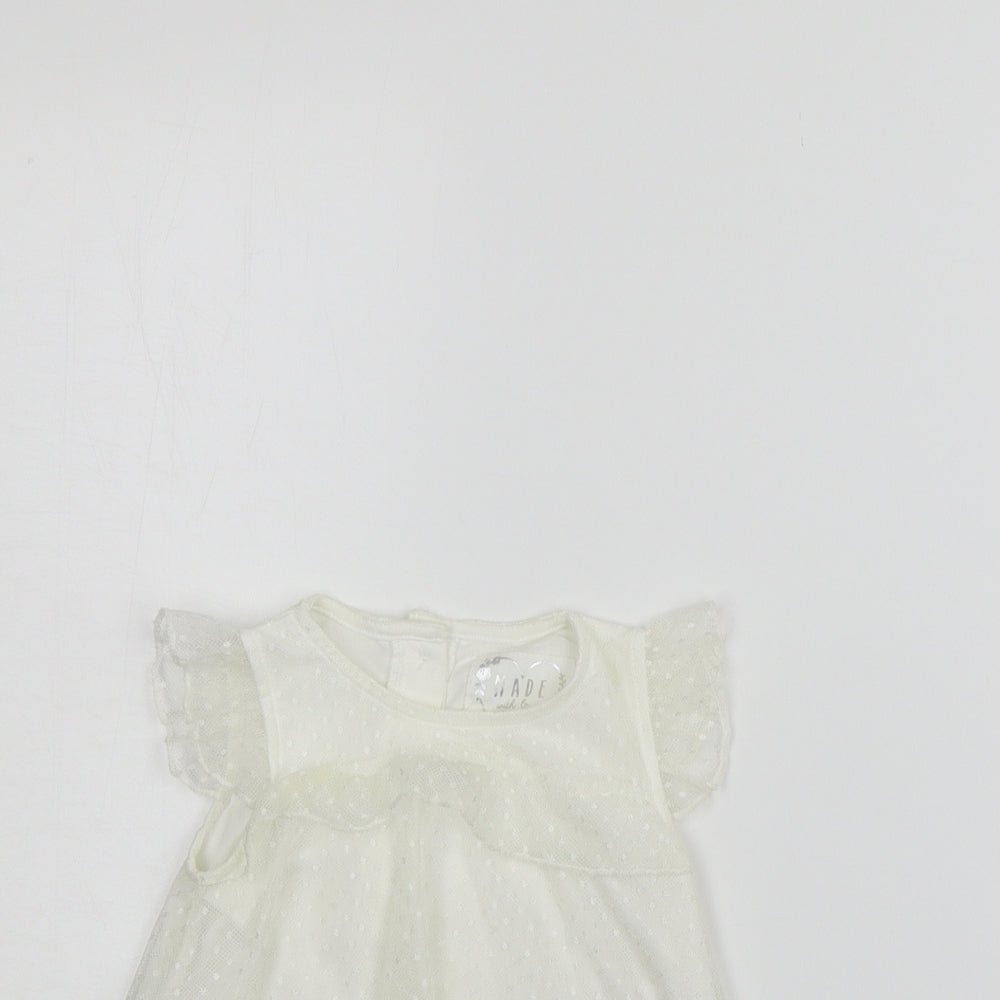 Primark Girls White   Basic T-Shirt Size 12-18 Months
