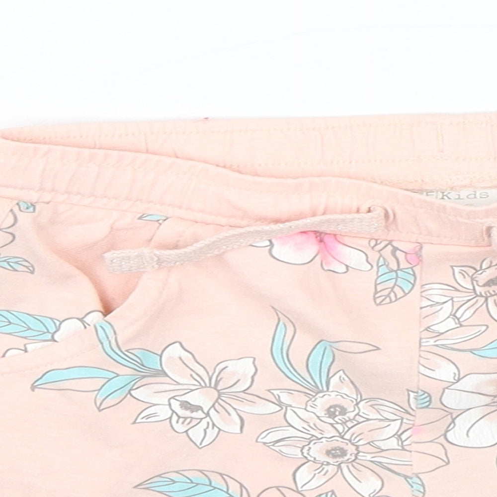 F&F Girls Pink Floral  Sweat Shorts Size 4-5 Years