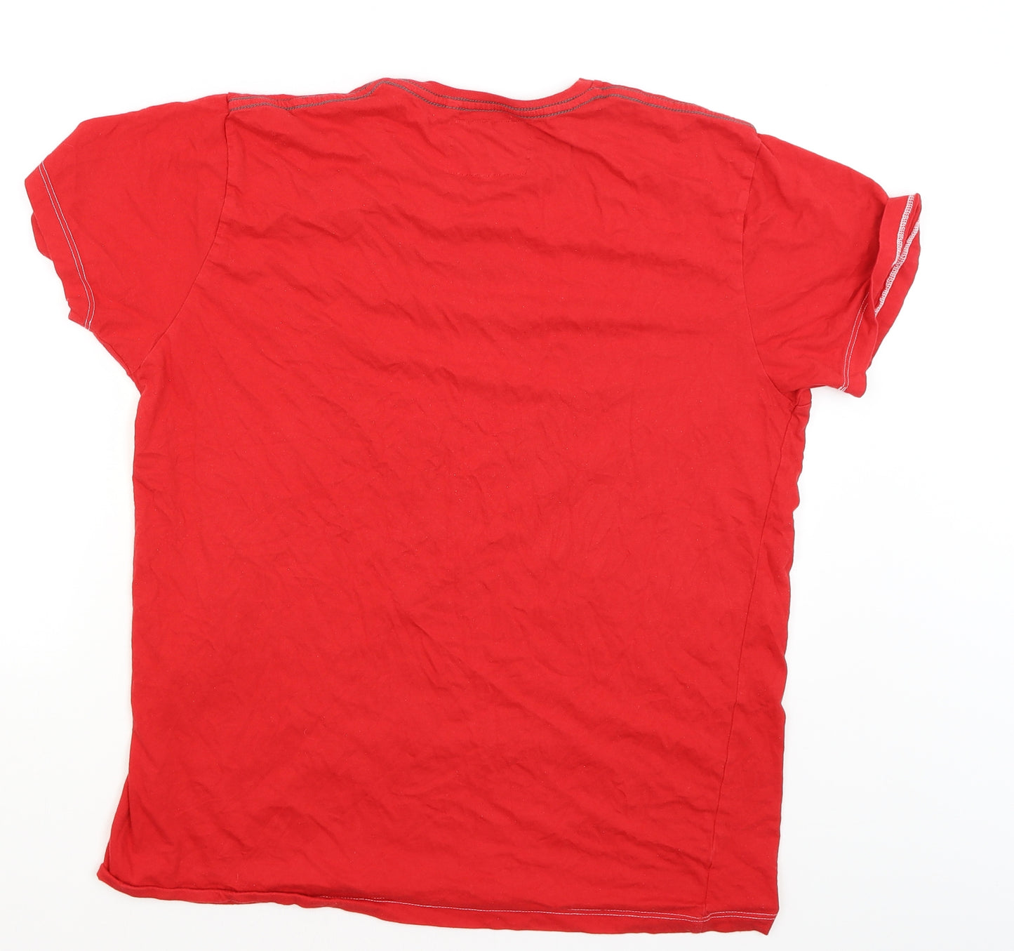 Cedar Wood State Mens Red    T-Shirt Size L  - Subbuteo