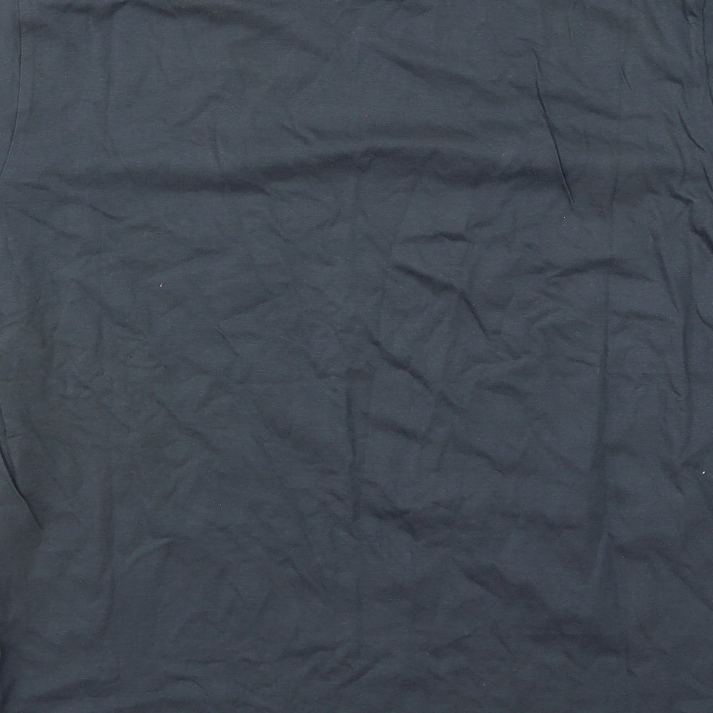 Preworn Mens Grey    T-Shirt Size M