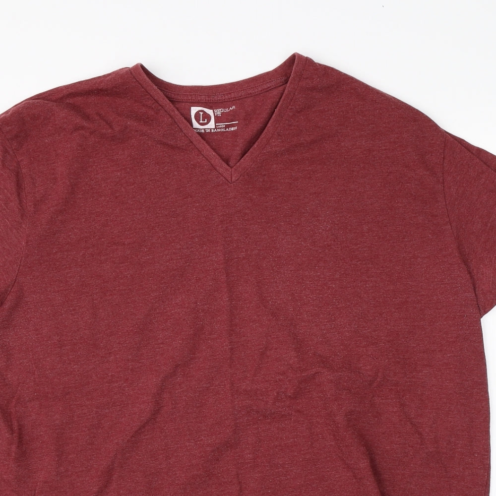 Cedar Wood State Mens Red    T-Shirt Size L