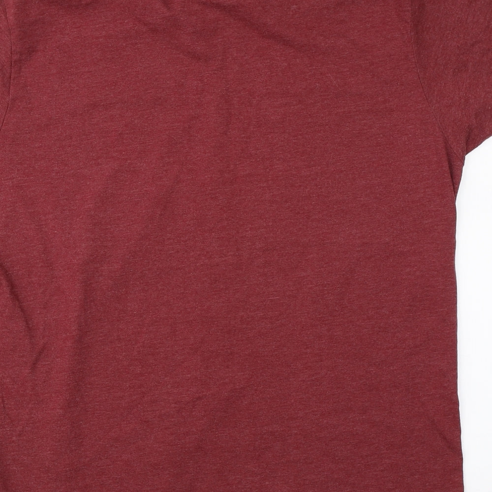 Cedar Wood State Mens Red    T-Shirt Size L