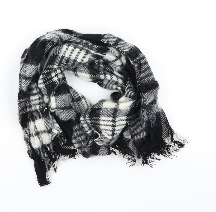 Preworn Womens Black Plaid Knit  Scarf