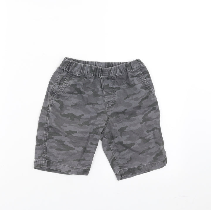 Uniqlo Boys Grey Camouflage Bermuda Shorts Size 5-6 Years