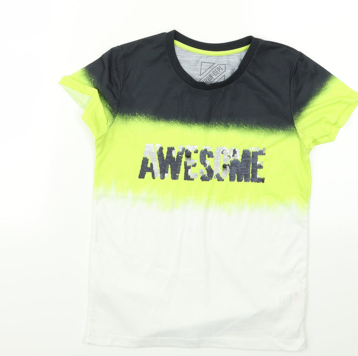 Preworn Boys White Rayon Basic T-Shirt Size 9 Years - AWESOME