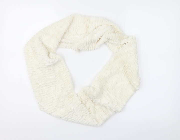 Preworn Womens Ivory    Scarf
