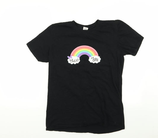 Front view of Gildan women’s black basic t-shirt, size M