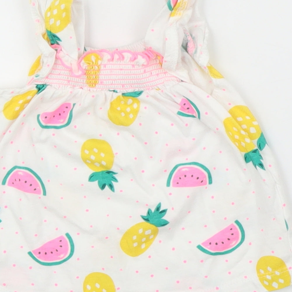 Preworn Girls White   Basic Blouse Size 3-6 Months  - Pineapple