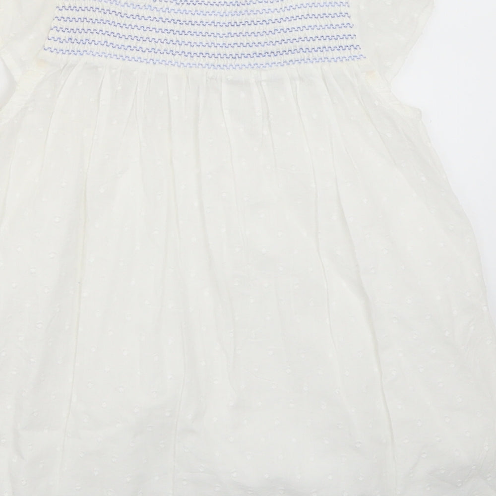 Nutmeg Girls White   Fit & Flare  Size 5-6 Years