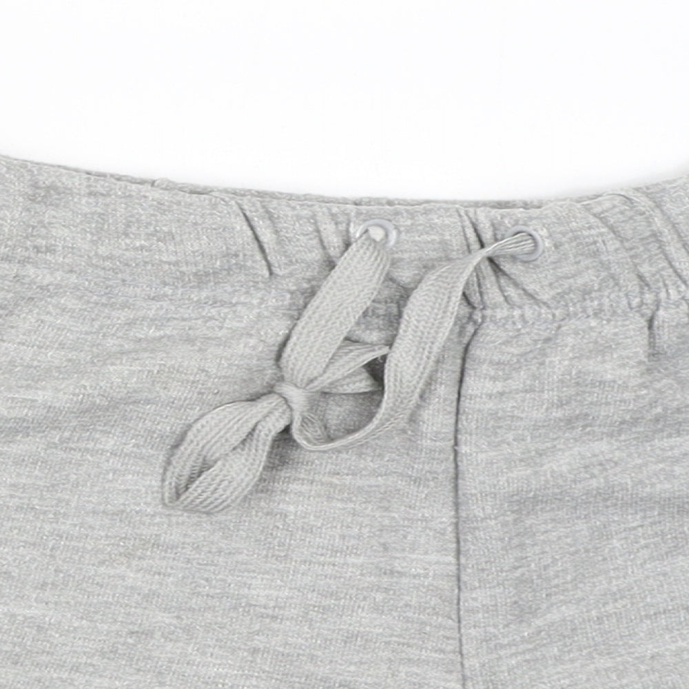 Preworn Womens Grey   Hot Pants Shorts Size 36