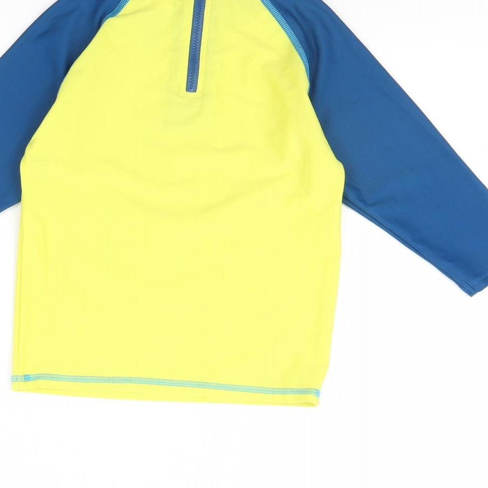 m&s Boys Yellow   Basic T-Shirt Size 5 Years  - Shark