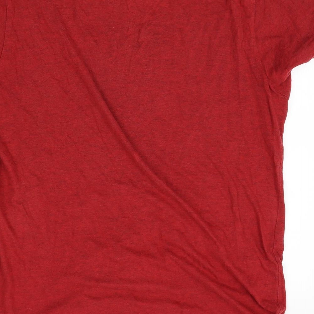 Cedar Wood State Mens Red    T-Shirt Size S