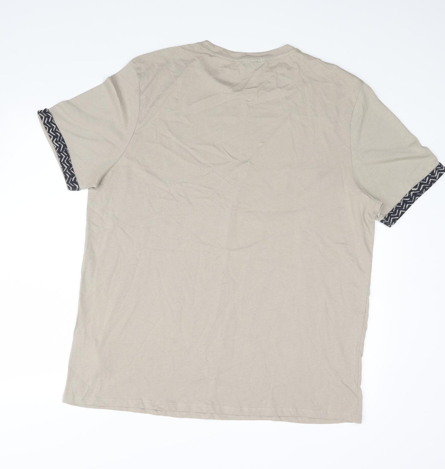 New Look Mens Beige    T-Shirt Size XL