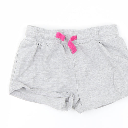 I love girl wear  Girls Grey   Sweat Shorts Size 8 Years