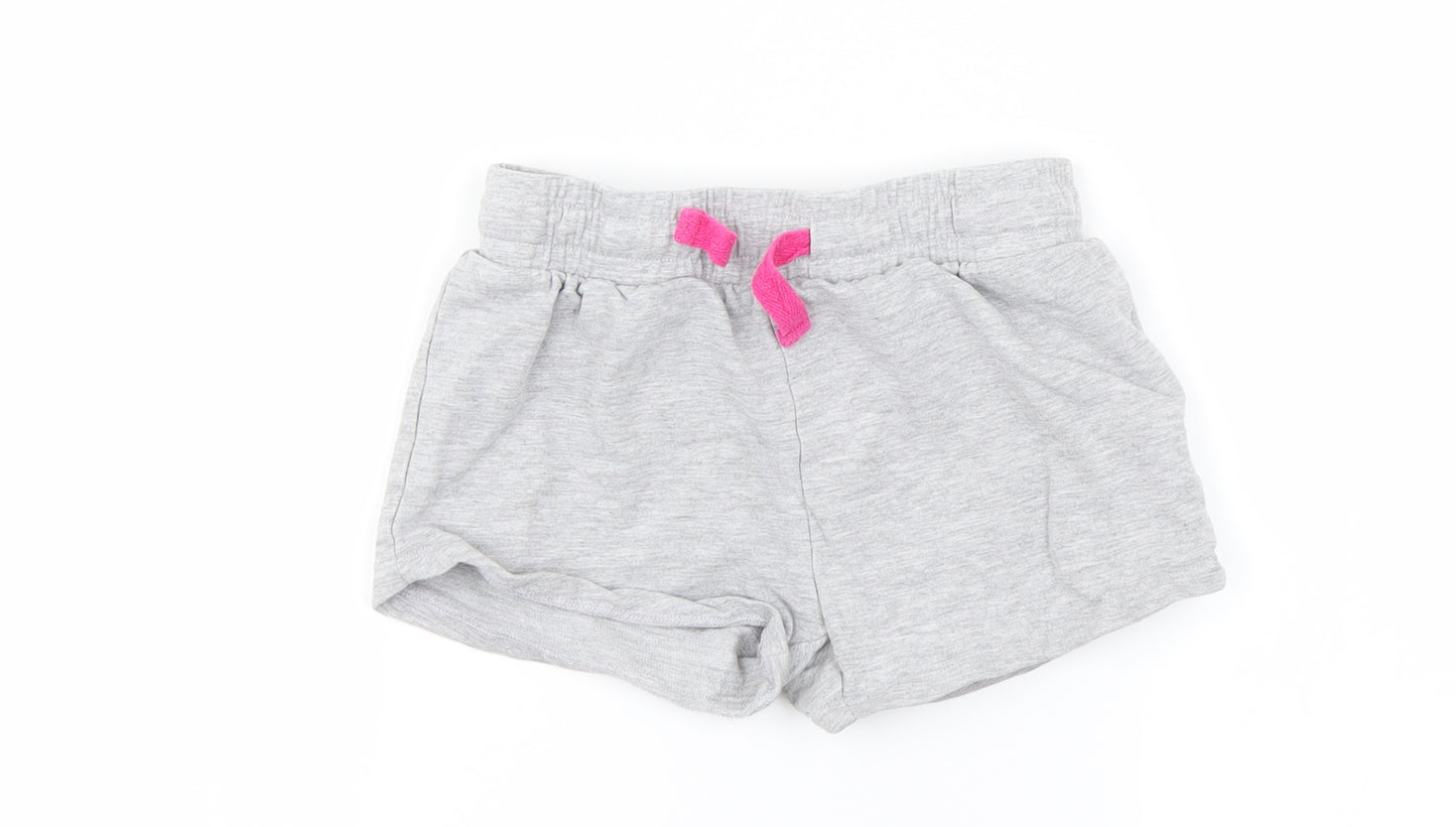 I love girl wear  Girls Grey   Sweat Shorts Size 8 Years