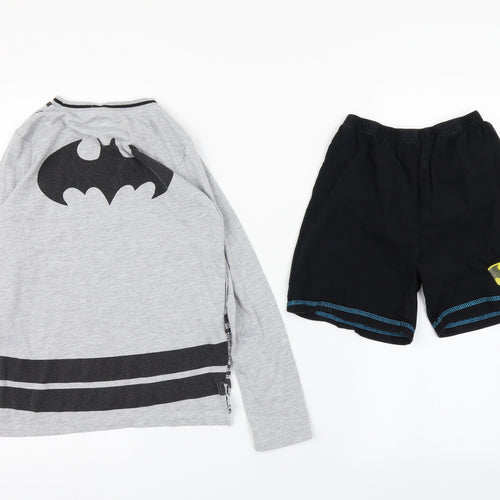 Preworn Boys Grey Animal Print   Lounge Set Size 9-10 Years  - Bat Man