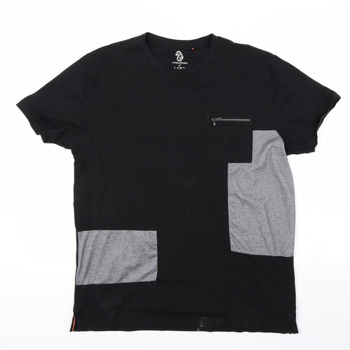 Luke Mens Black    T-Shirt Size XL