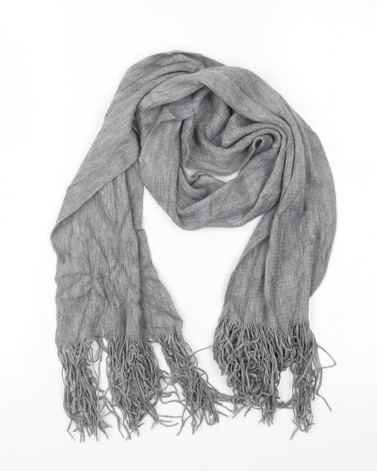 Front view of Preworn women’s grey knit scarf