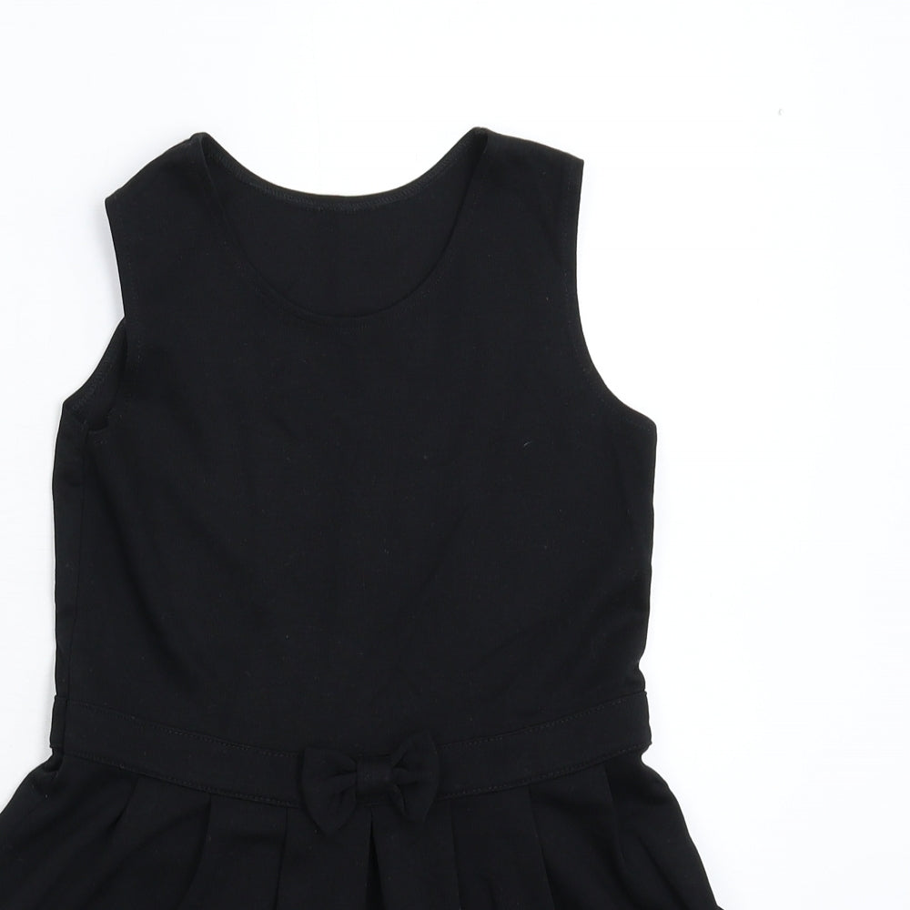George Girls Black   Fit & Flare  Size 5 Years