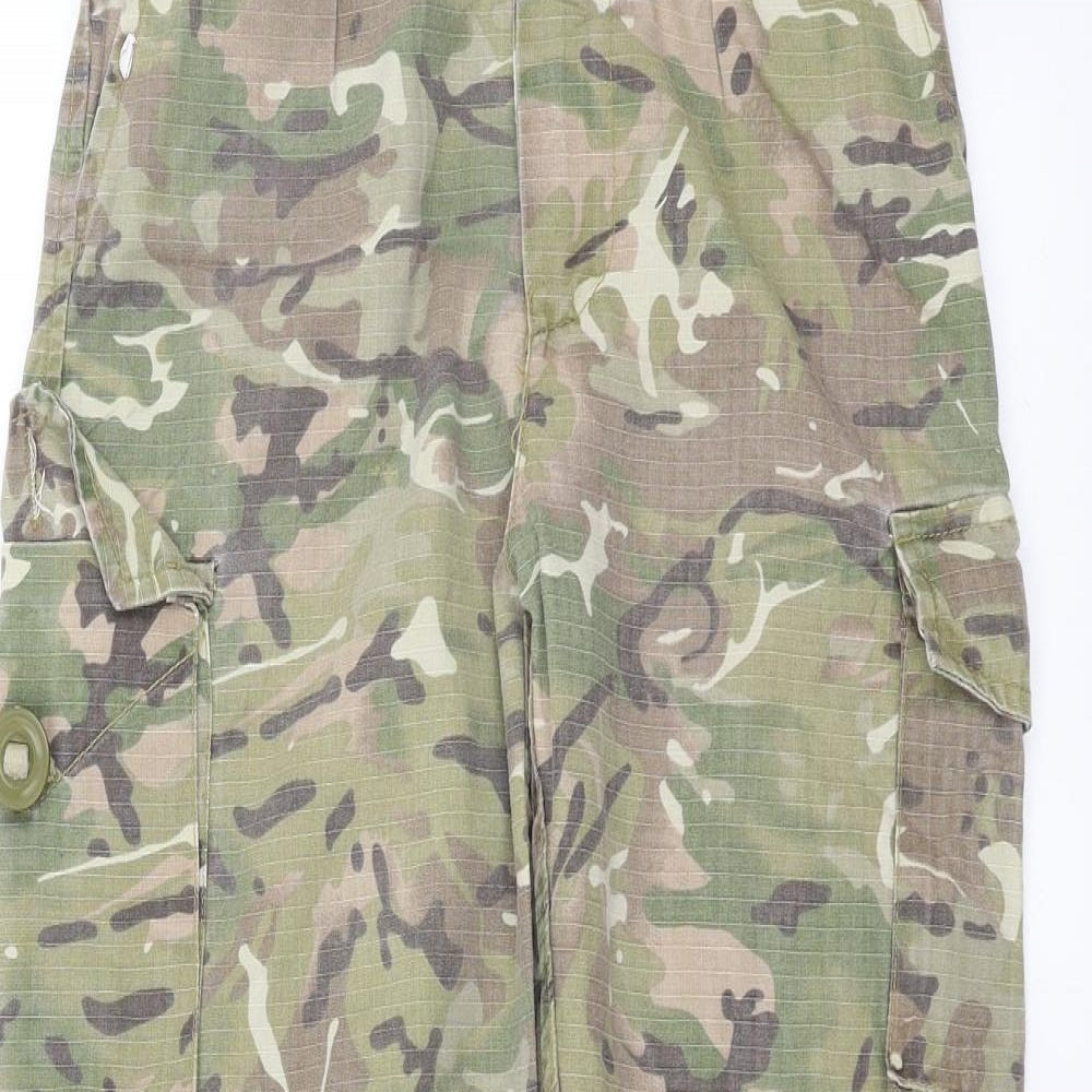 Kombat Uk Boys Green Camouflage  Cargo Trousers Size 9-10 Years