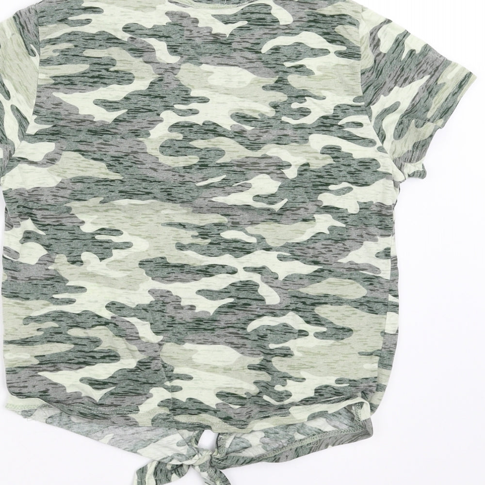 Primark Girls Green Camouflage  Basic T-Shirt Size 11-12 Years