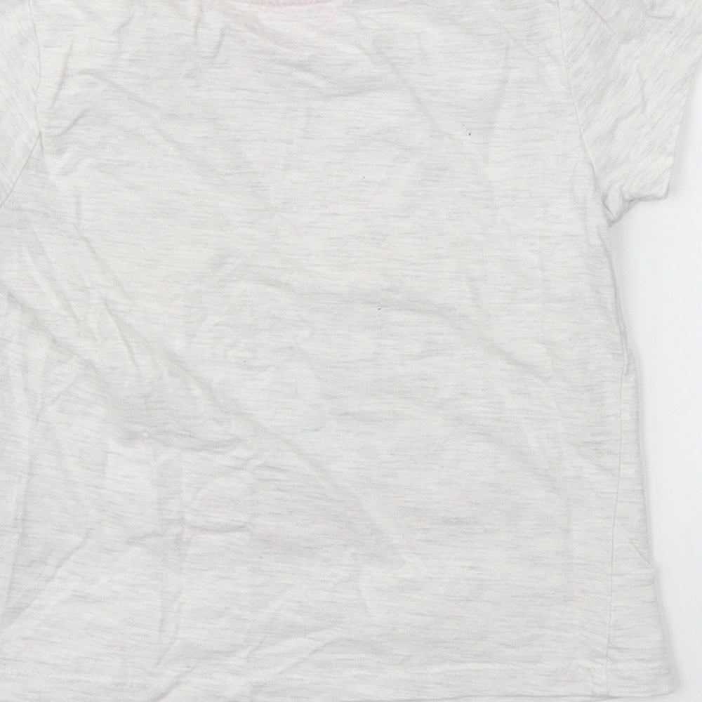 Primark Girls Grey   Basic T-Shirt Size 4-5 Years