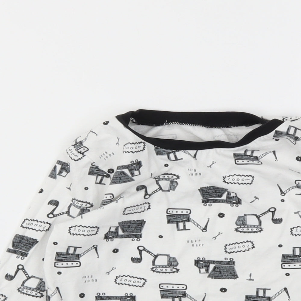 George Boys White Animal Print  Basic T-Shirt Size 5-6 Years