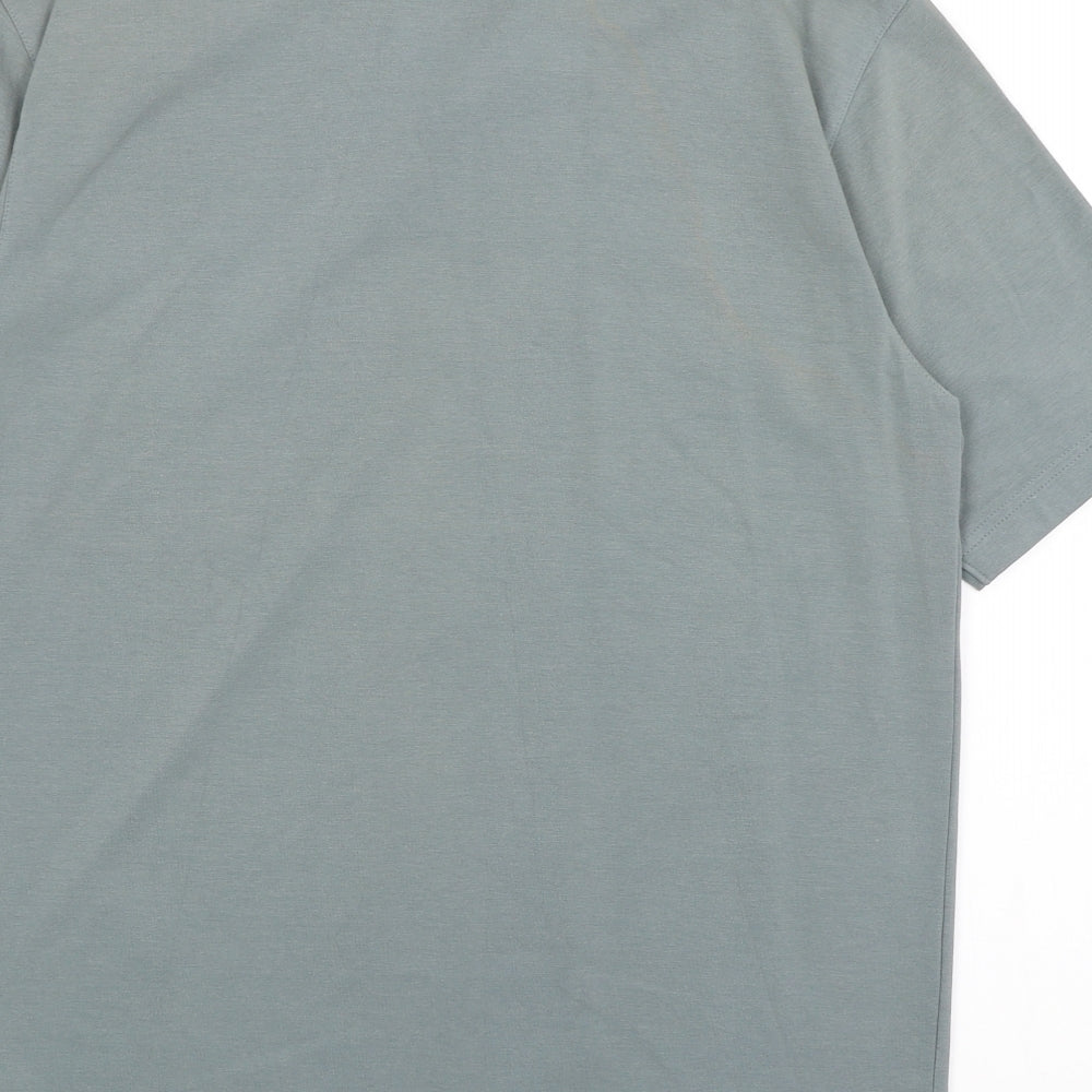 Uni Qlo Mens Blue    T-Shirt Size S