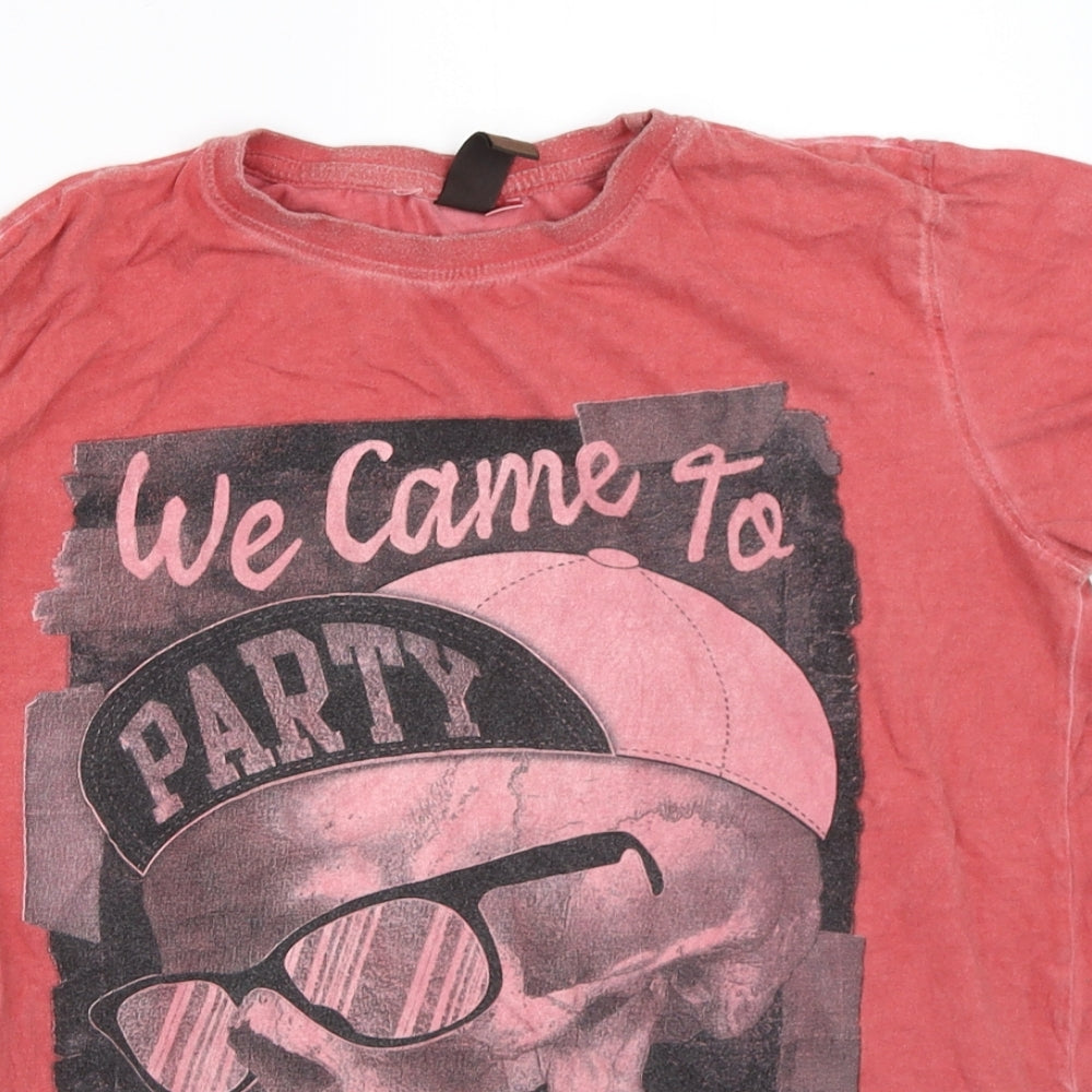 Urban Outlaws Boys Red   Basic T-Shirt Size 13-14 Years