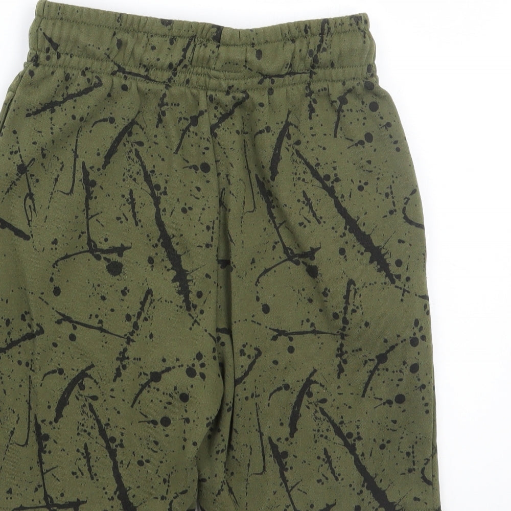 Primark Boys Green   Sweat Shorts Size 10-11 Years