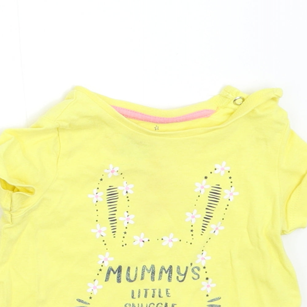 Fred & Flo Baby Yellow   Basic T-Shirt Size 0-3 Months
