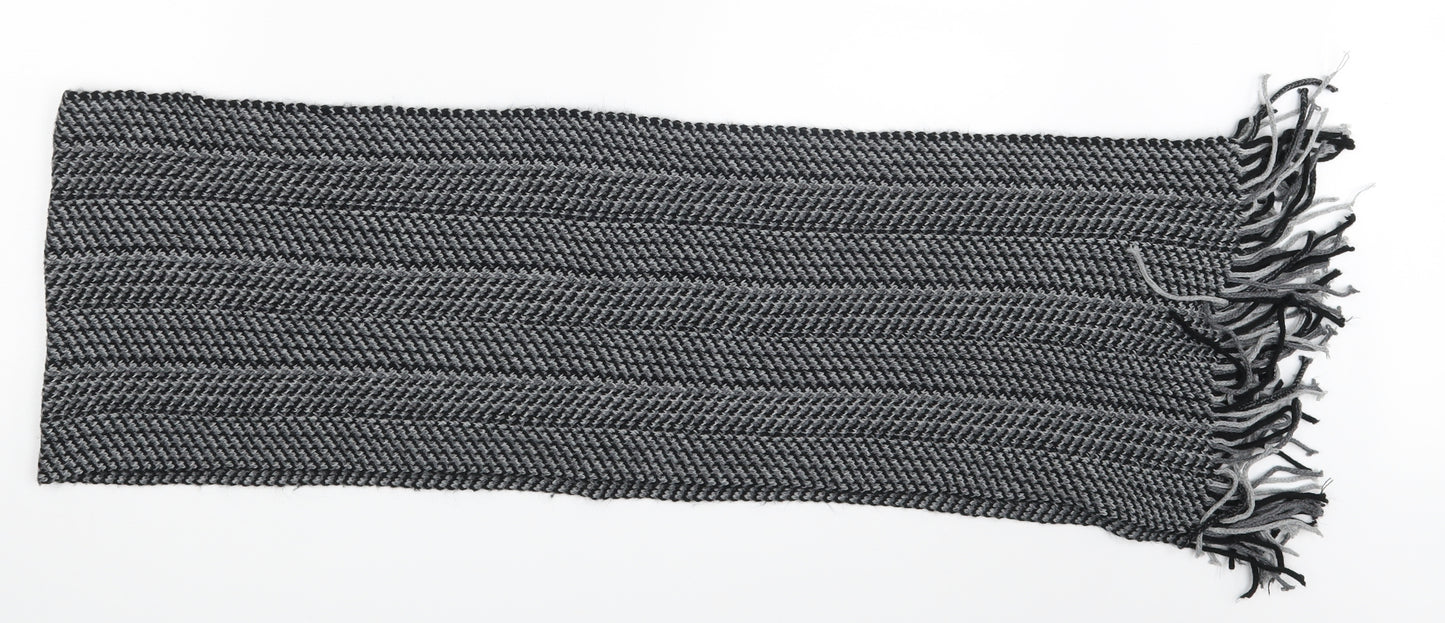 Preworn Unisex Grey    Scarf