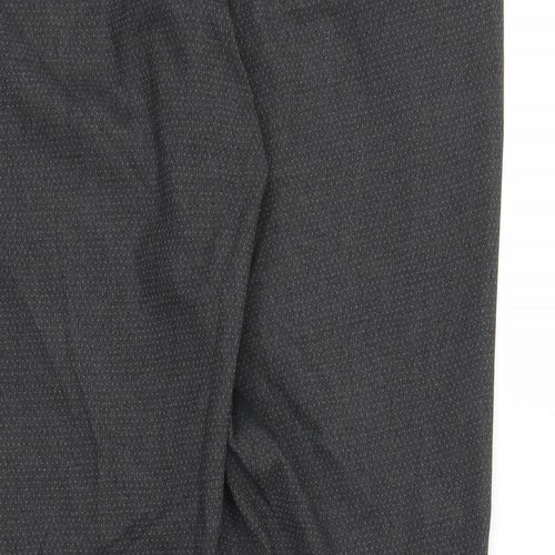 Vanhausen Mens Grey   Capri Trousers Size 34 in L26 in