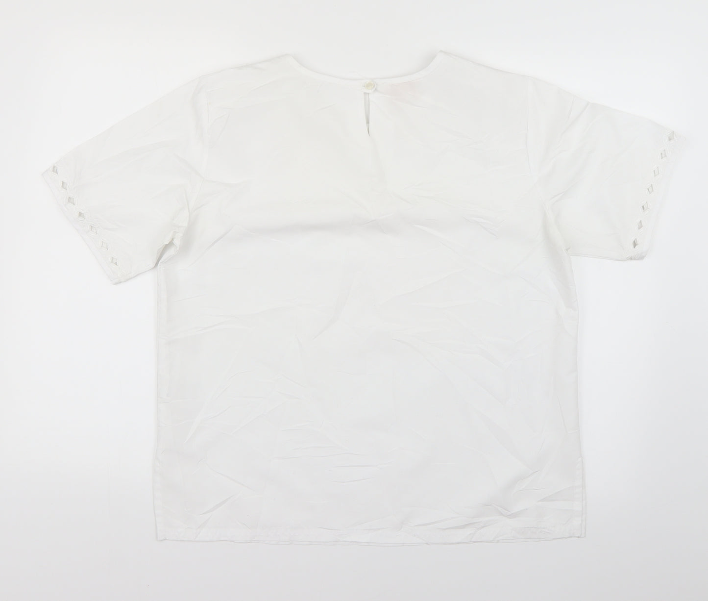 Daxon Womens White   Basic T-Shirt Size 14