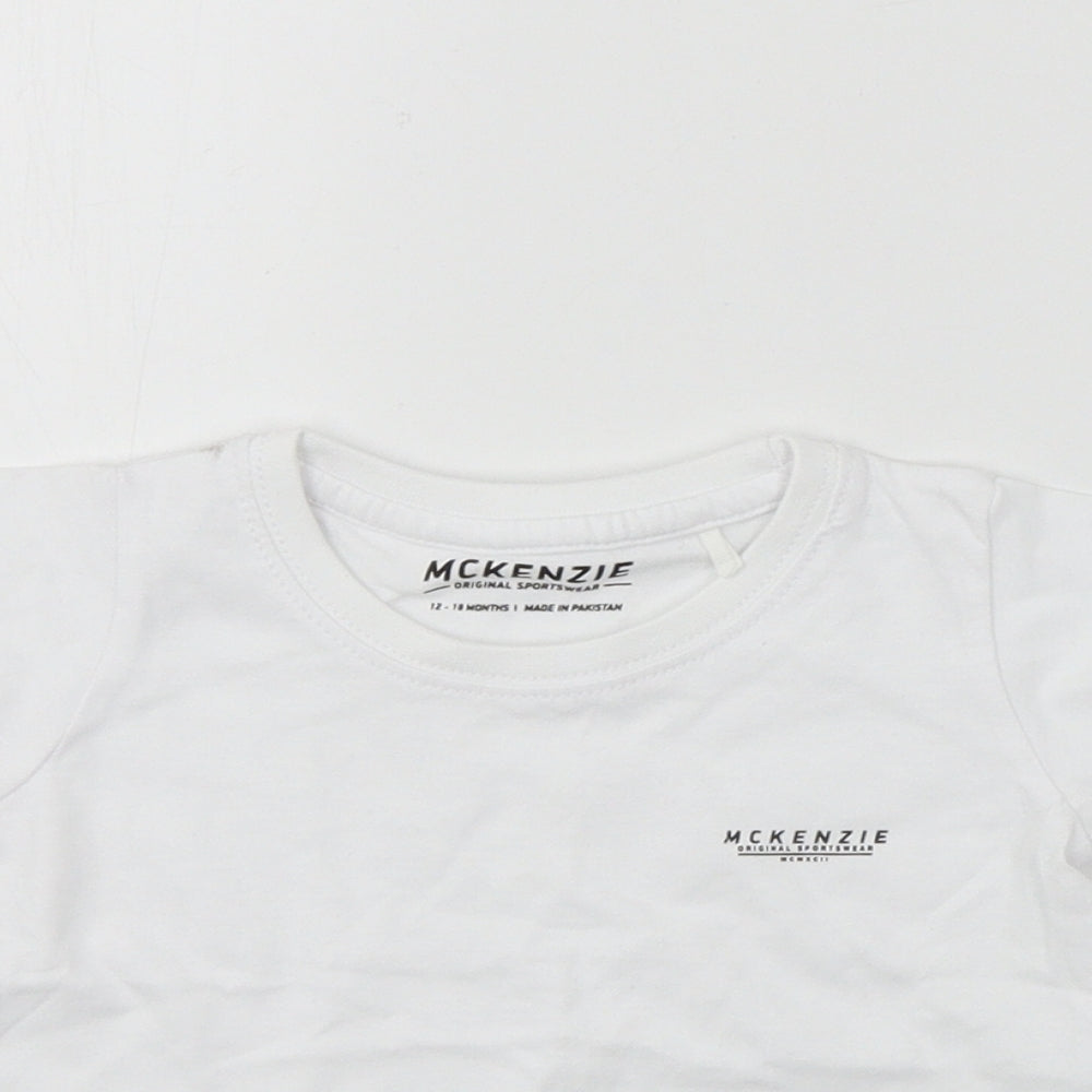 McKenzie  Boys White   Basic T-Shirt Size 12-18 Months