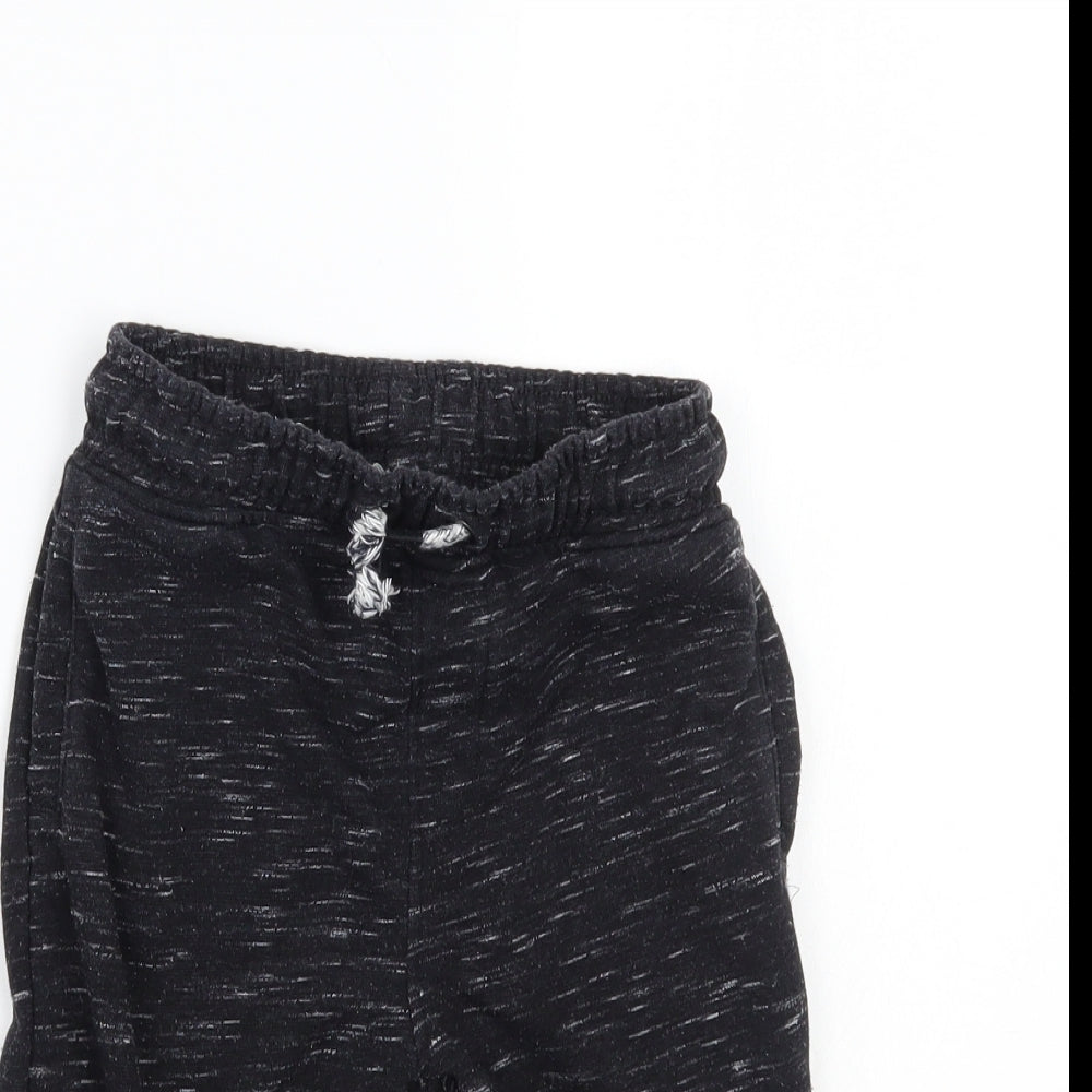 TU Boys Black   Bermuda Shorts Size 3-4 Years